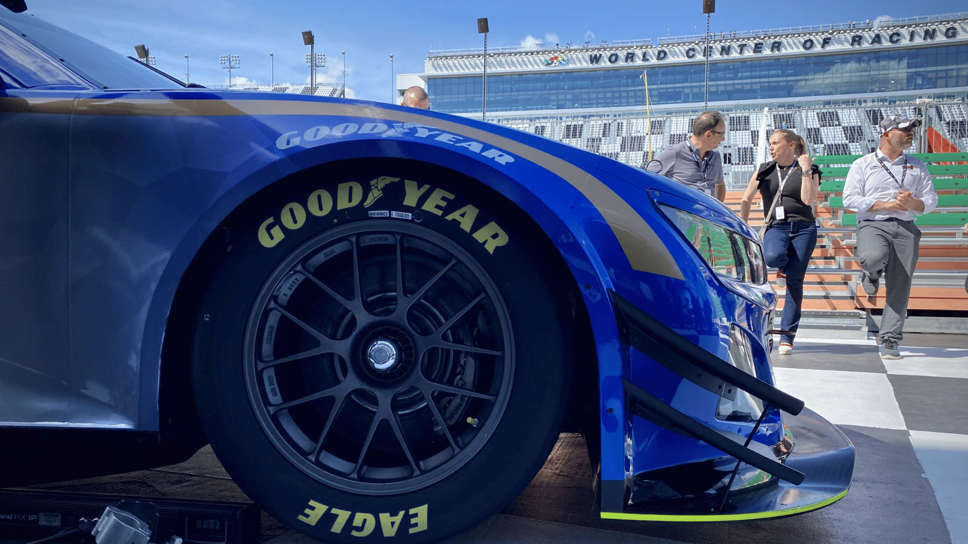Camaro-ZL1-goodyear-tyre