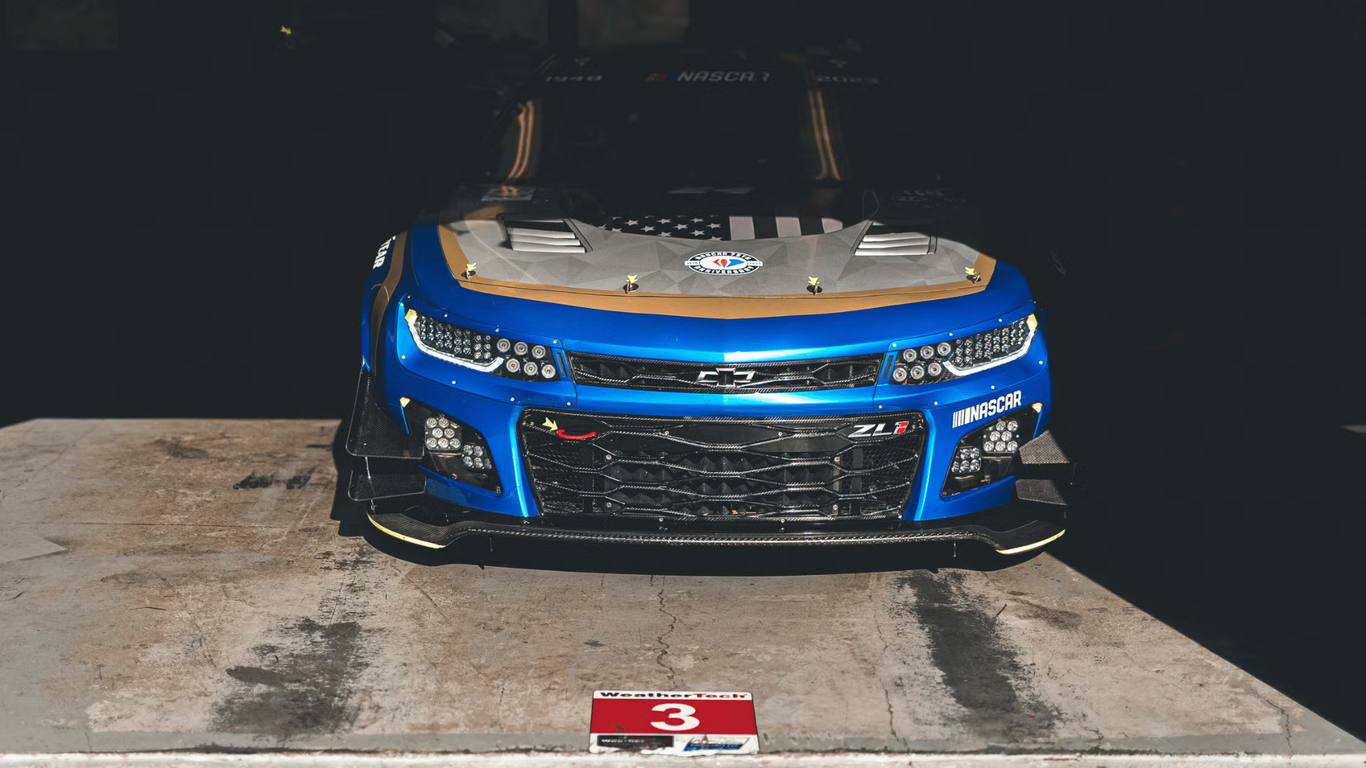 Camaro-ZL1-lightning lap