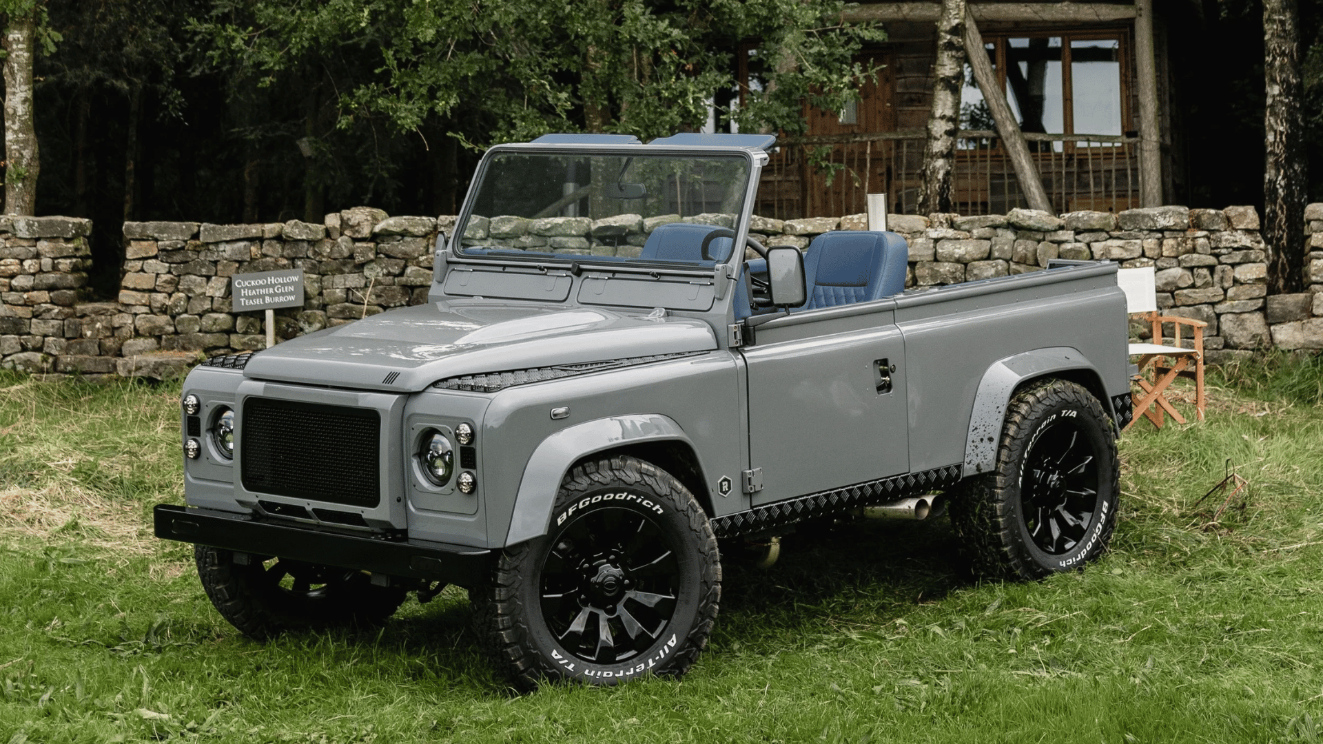 Landon Norris Land Rover Defender