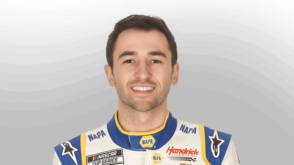 NASCAR’s+Chase+Elliott+Height,+Career+and+Salary