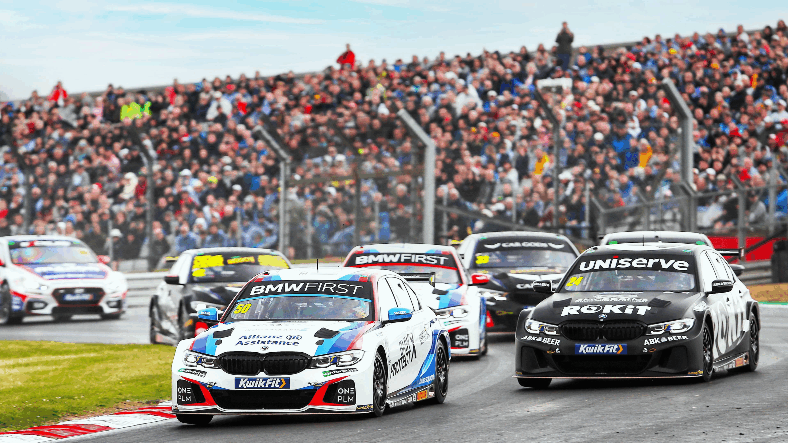 Touring Car Racing