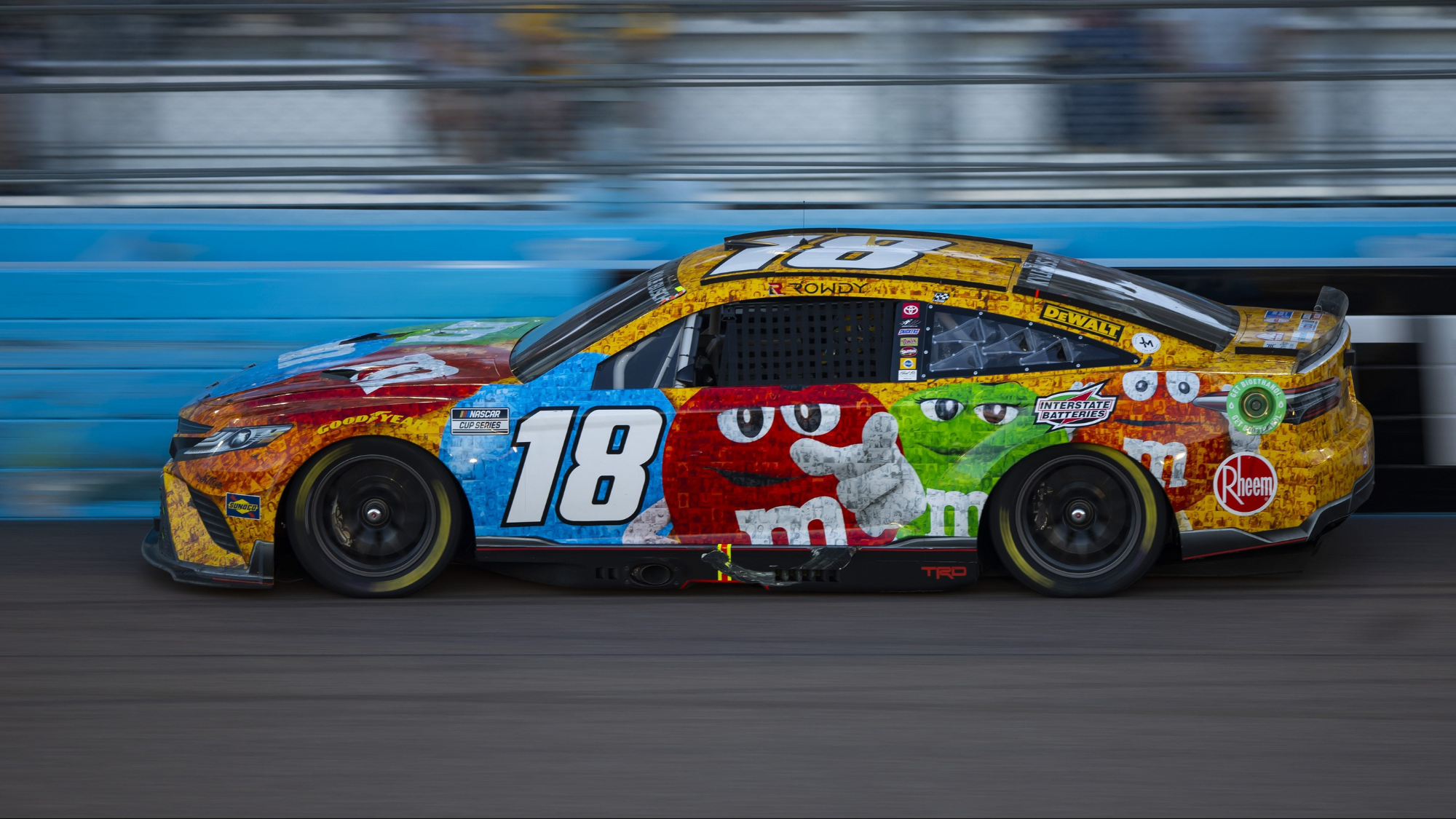 What Makes NASCAR Cars So Fast? Key Engineering Features