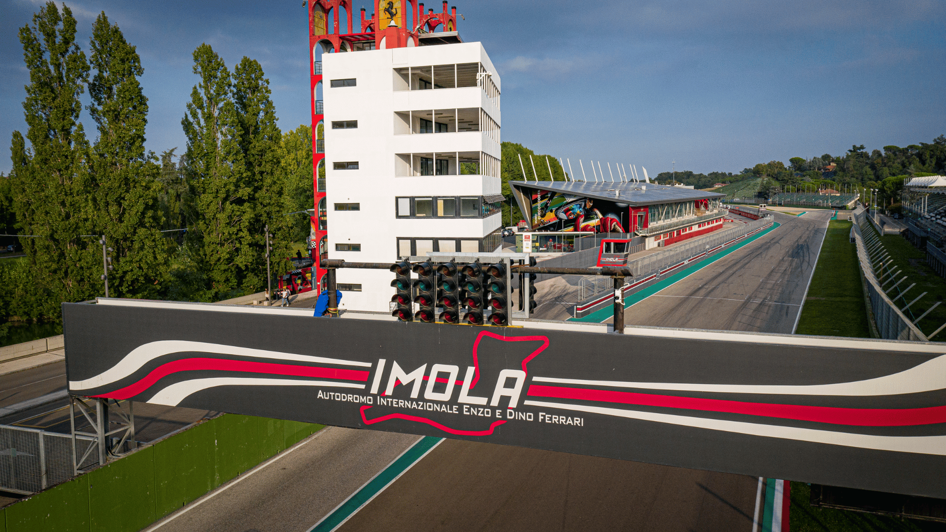 imola-autodromo-enzo-e-dino-ferrari