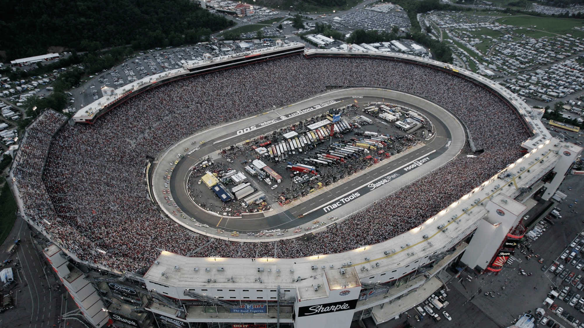 What Determines NASCAR Race Length?